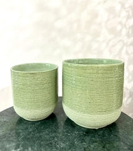 Load image into Gallery viewer, Ceramic pot Candy light green Ø10,5/9,5 H11,5cm
