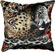 Load image into Gallery viewer, Cushion Cover Velvet &quot;Fawn&quot; 50x50 Voglio Bene Textiles Voglio Bene 
