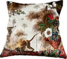 Load image into Gallery viewer, Cushion Cover Velvet &quot;Oriental Garden&quot; 50x50 Voglio Bene Textiles Voglio Bene 
