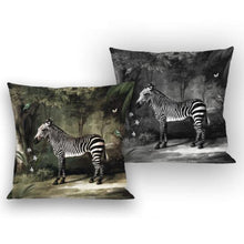Load image into Gallery viewer, Cushion cover &quot;Zebra&quot; 50x50cm Throw Pillows La Ligne 29 

