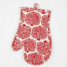 Load image into Gallery viewer, POMEGRANATE Oven glove, red 17 x 27 cm Homeware Afroart 
